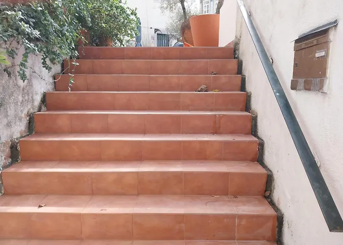 Costa Do Castelo Terrace, Em Rua Dos Lagares 8 * Lisboa