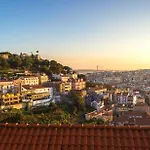 Costa Do Castelo Terrace, Em Rua Dos Lagares 8 * Lissabon