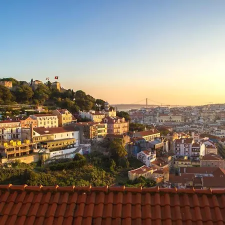 Costa Do Castelo Terrace, Em Rua Dos Lagares 8 * 리스본