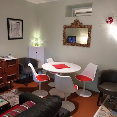 Costa Do Castelo Terrace, Em Rua Dos Lagares 8 아파트