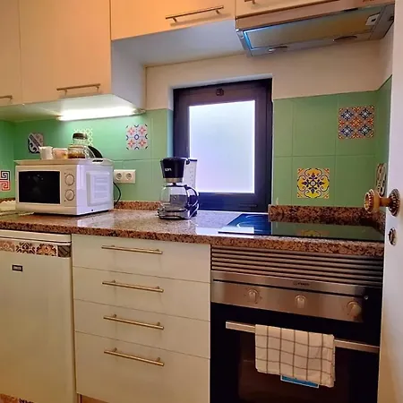 Costa Do Castelo Terrace, Em Rua Dos Lagares 8 아파트 *