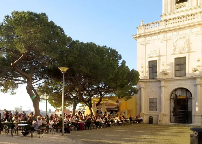 Costa Do Castelo Terrace, Em Rua Dos Lagares 8 Appartamento Lisbona