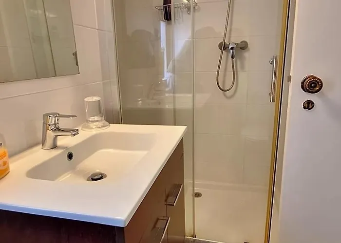 Appartamento Costa Do Castelo Terrace, Em Rua Dos Lagares 8 Lisbona